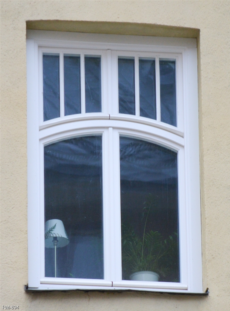 Bågformat specialfönster RM-18042